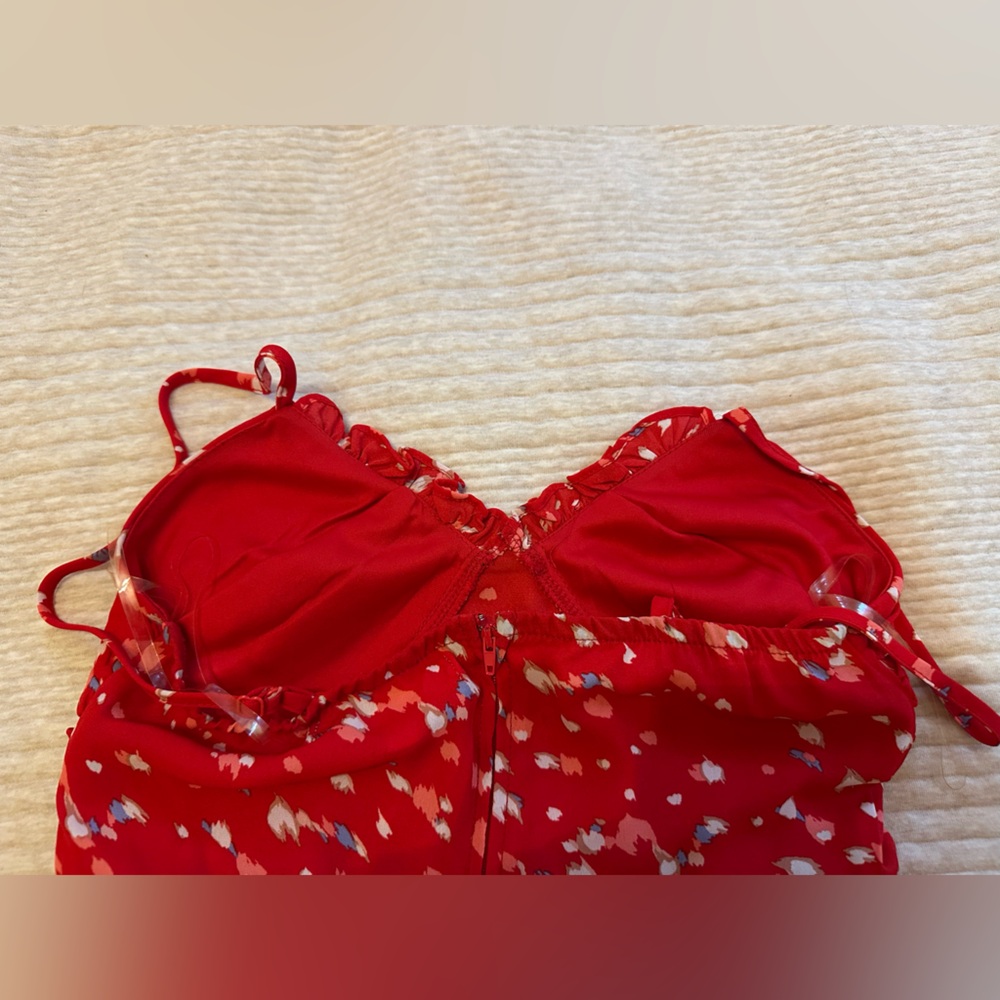 Red Dress with Pattern - Picture 9 of 9